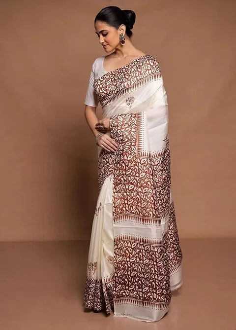 Soft Silk Digital Printed Saree With Blouse Piece