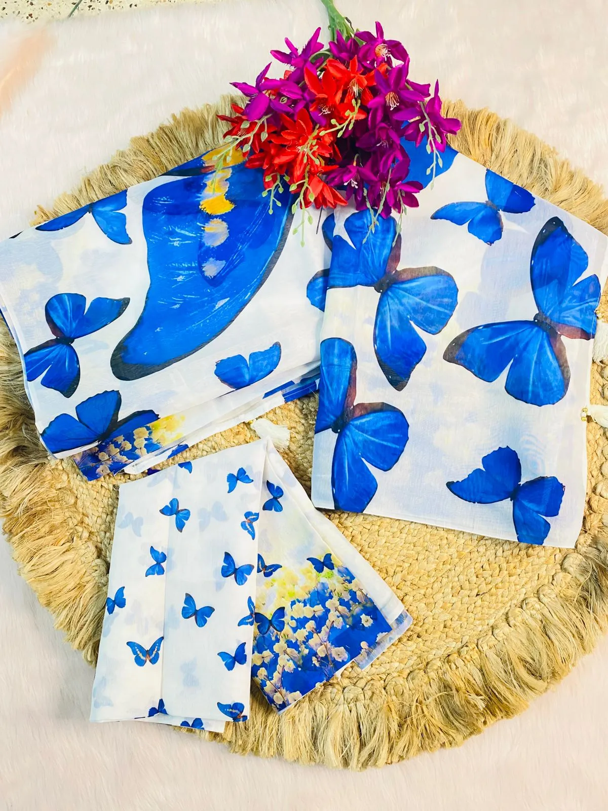 Soft Silk Digital Printed Saree With Blouse Piece